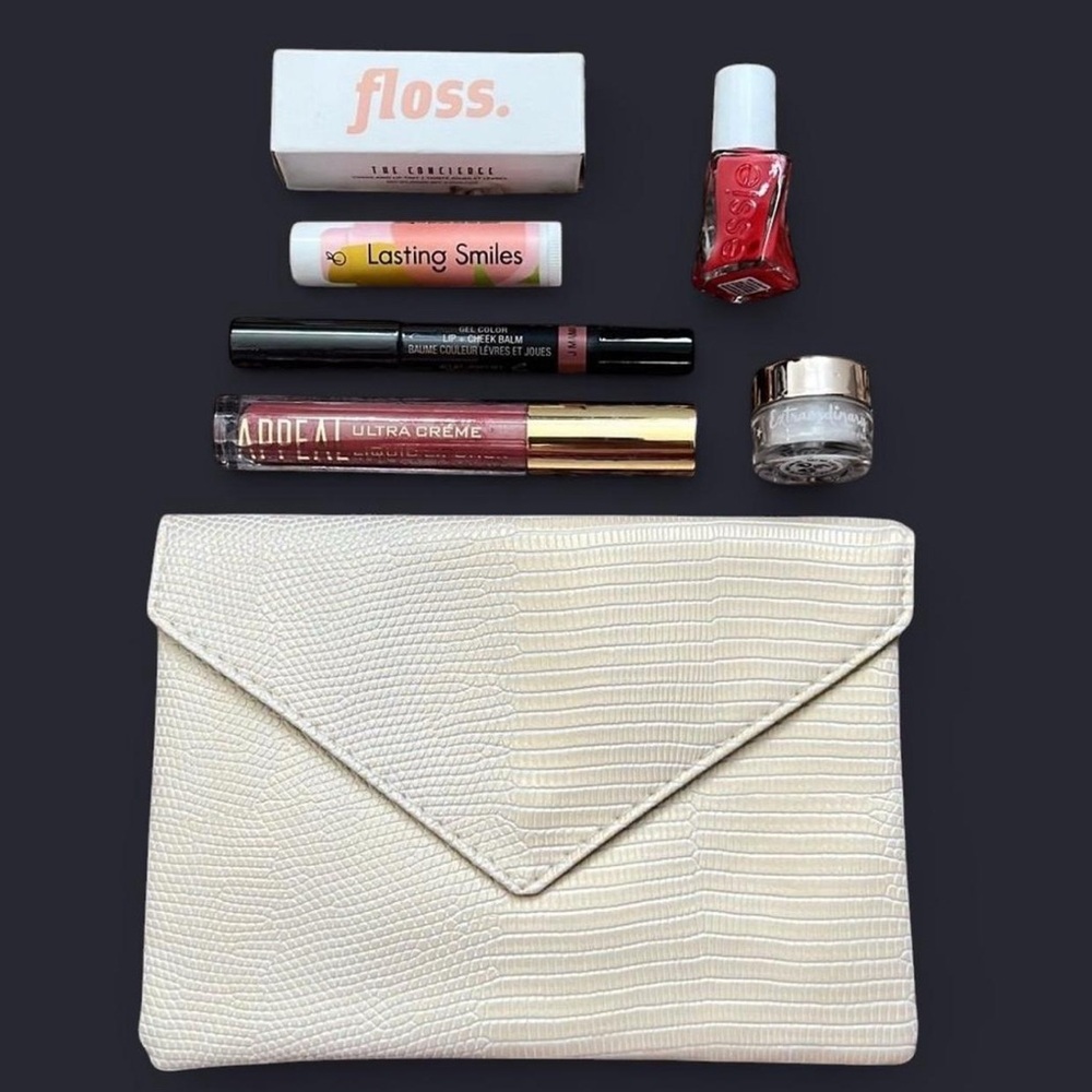Lip & Face Makeup Bundle